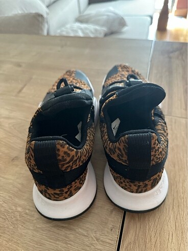 40 Beden çeşitli Renk Nike spor ayakkabı