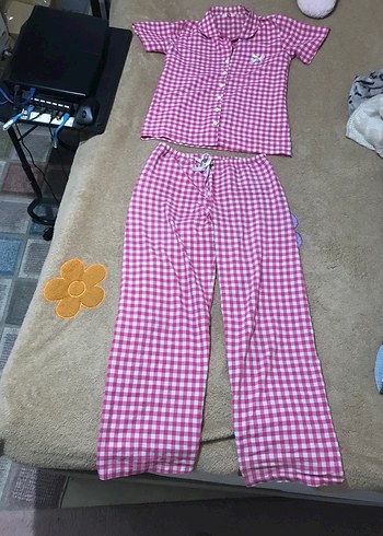Kadın pembe ekose pijama takımı