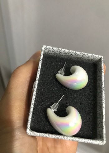 Beden Hologramlı damla küpe