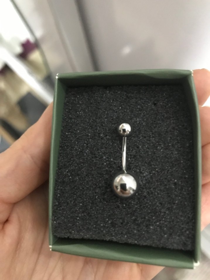 Kadın göbek piercing - Görsel 3