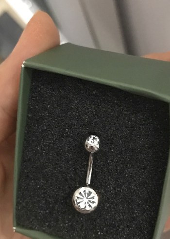 Taşlı göbek piercing - Görsel 3