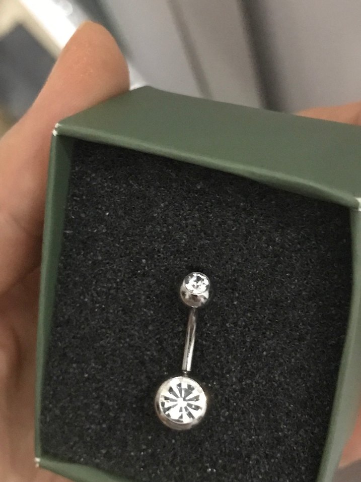 Taşlı göbek piercing - Görsel 3