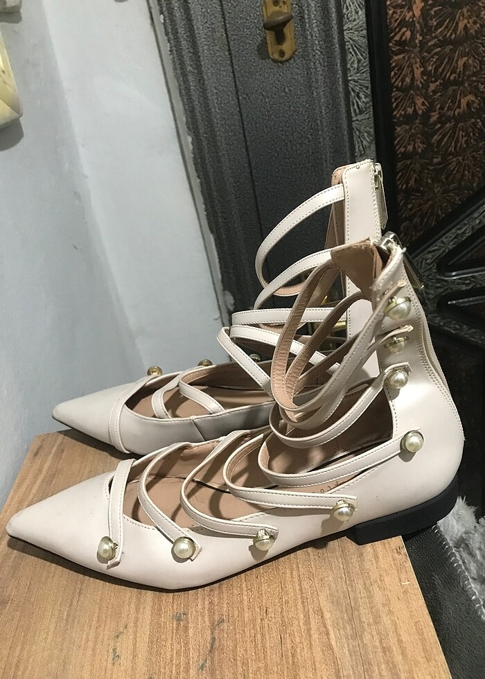 Zara inci detaylı kadın sandalet - Görsel 3