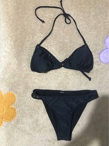 Kadın bikini takımı