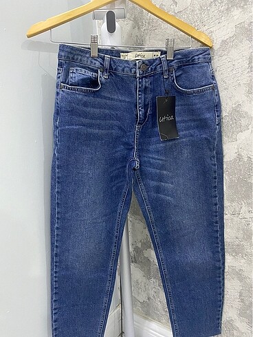 Utica jean