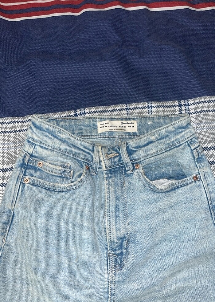stradivarius 34 beden yırtlıklı jean - Görsel 3