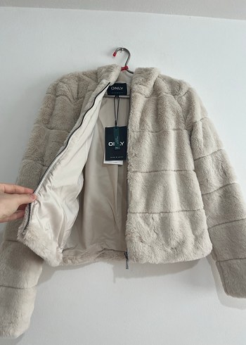 xs Beden ten rengi Renk Only Kapüşonlu Bej Peluş Mont xs