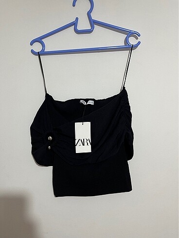 Zara siyah omzu açık bluz s beden