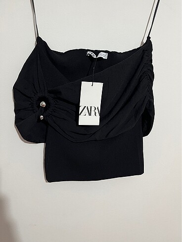 Zara Zara siyah omzu açık bluz s beden