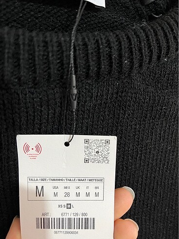 m Beden Zara siyah triko kısa kollu elbise M