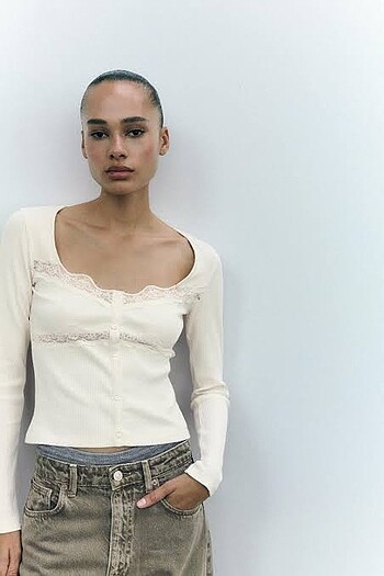 Zara ekru dantelli bluz M beden