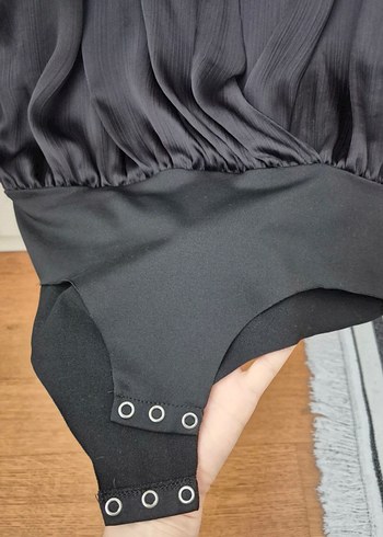 Zara Drapeli V Yaka Uzun Kollu Body - Görsel 2