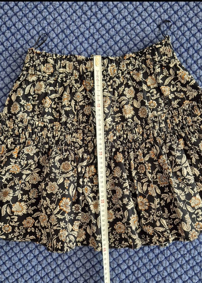 Zara çiçekli mini etek - Görsel 3