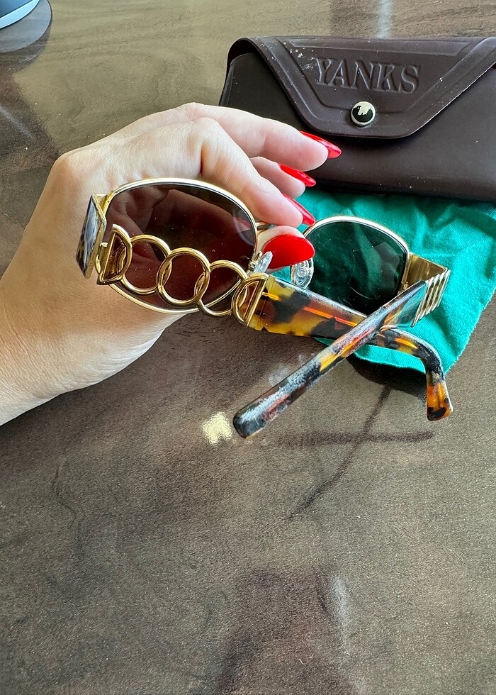 Güneş gözlüğü - Görsel 2