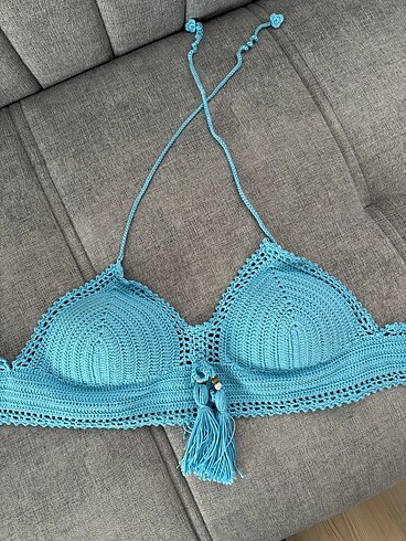 Bikini üstü