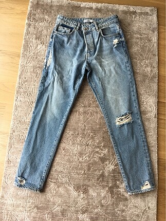 Zara Mom fit Jean