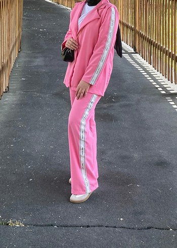 Pembe Pastel Tonlu Kadın Regular Fit Takım
