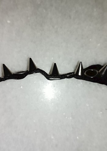 Zara Gothic dikenli Bileklik