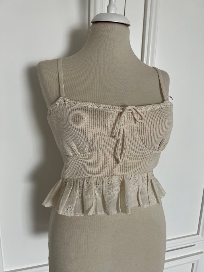 Zara Büstiyer - Görsel 4