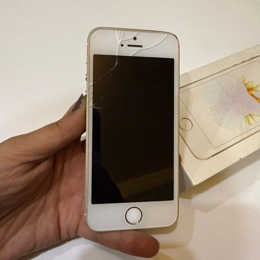 iPhone SE Gold 32 GB - Görsel 3
