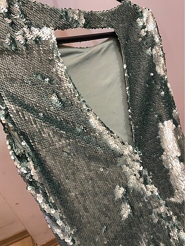 Zara Pullu Abiye Sırt Dekolteli Mini Elbise - Görsel 3