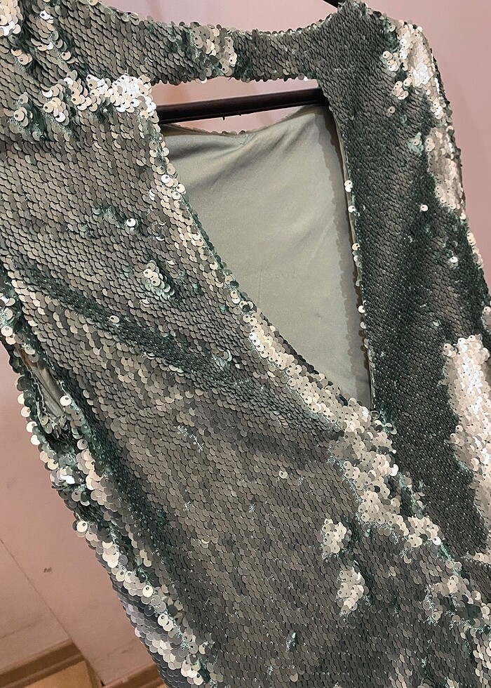 Zara Pullu Abiye Sırt Dekolteli Mini Elbise - Görsel 3