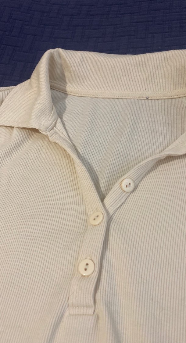 Bej Düğmeli Uzun Kollu Gömlek - Görsel 2