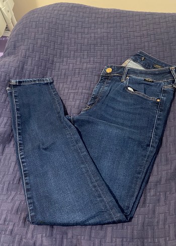 Kadın Mavi Parlak Düğmeli Kot Pantolon - Görsel 2