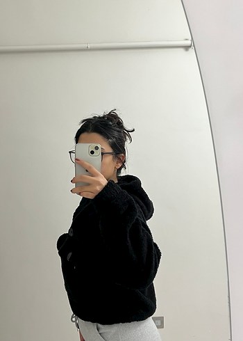 Siyah tüylü kısa ceket - Görsel 4