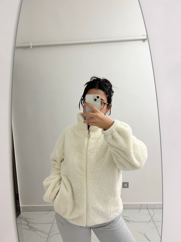 Beyaz Suni Kürklü ceket - Görsel 4