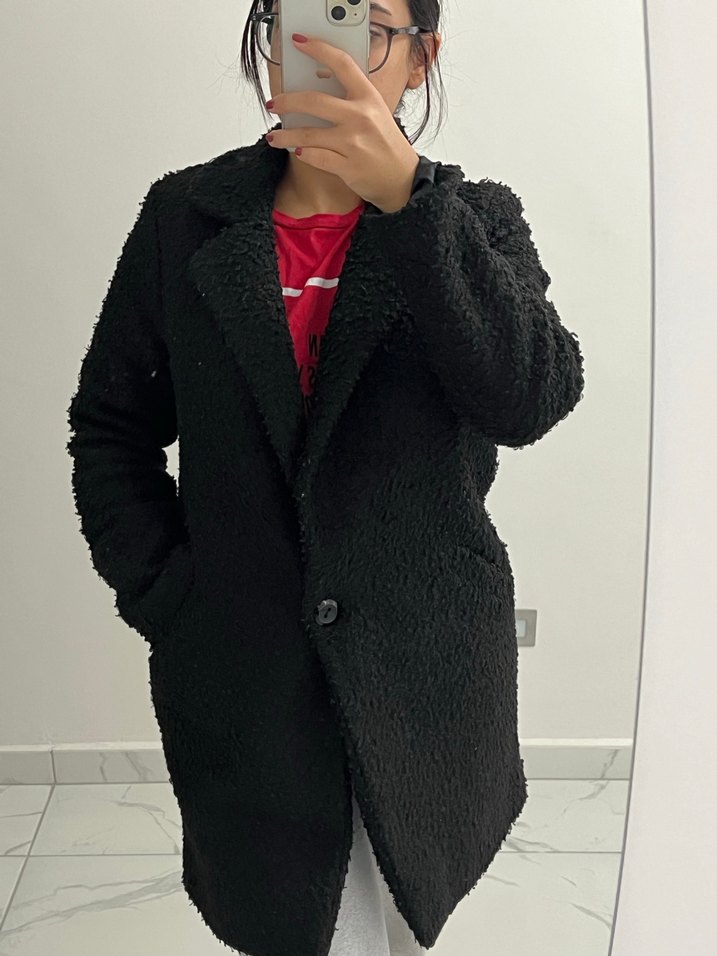 Kadın Siyah Midi Boy Kürklü Kaban - Görsel 3