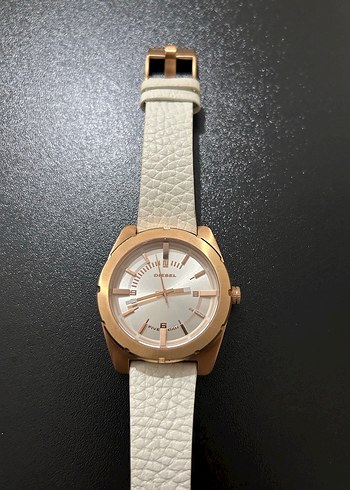 DİESEL KADIN KOL SAATİ - Görsel 3