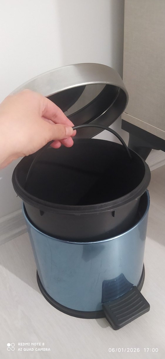 Metal pedallı ofis çöp kovası - Görsel 3