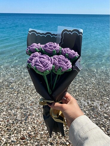 Örgü Gül Buketi