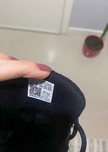 42 Beden siyah Renk Adidas erkek spor ayakkabı