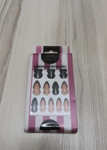 kendinden yapışkanlı takma tırnak 3 lü fiyatı - Görsel 4