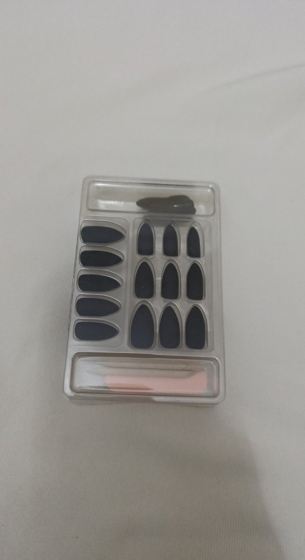 kendinden yapışkanlı takma tırnak+ törpü+et itme çubuğu - Görsel 2