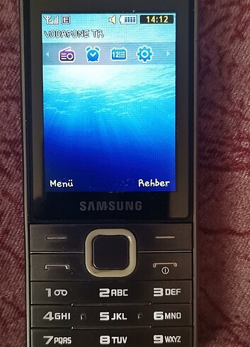 Samsung Tuşlu telefon
