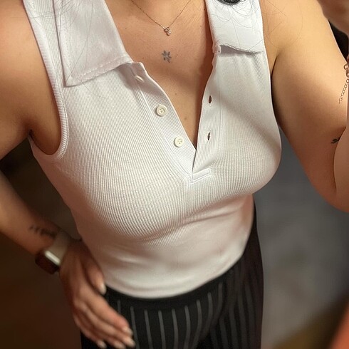 Yakalı Crop