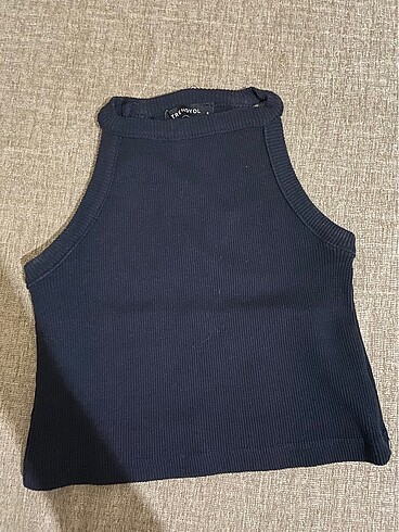 halter yaka crop