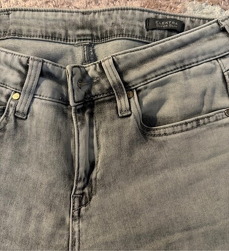 Mango Mango Jean