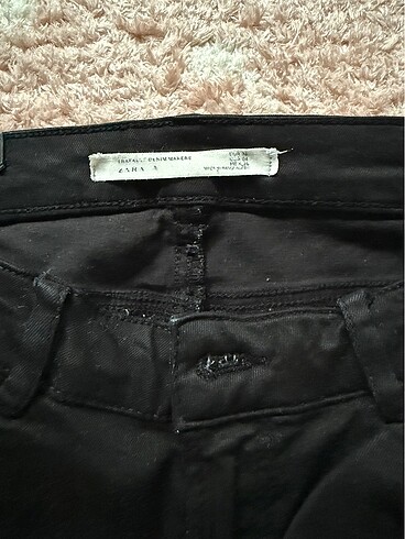 Zara Zara Jean