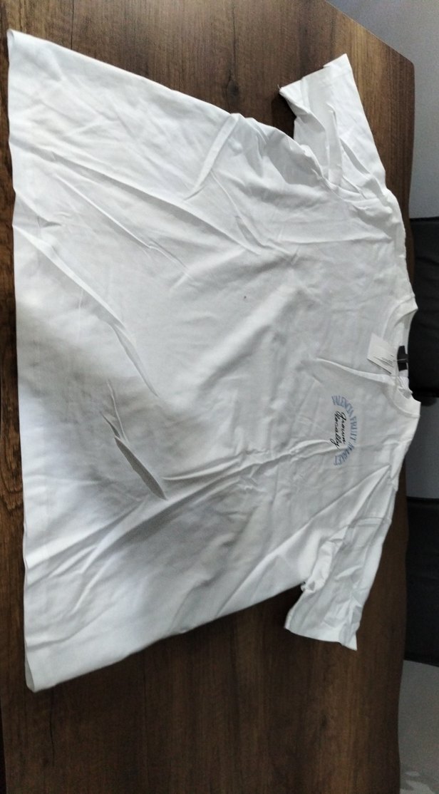 Baskılı Beyaz Hamile Tişörtü V Yakalı - Görsel 2