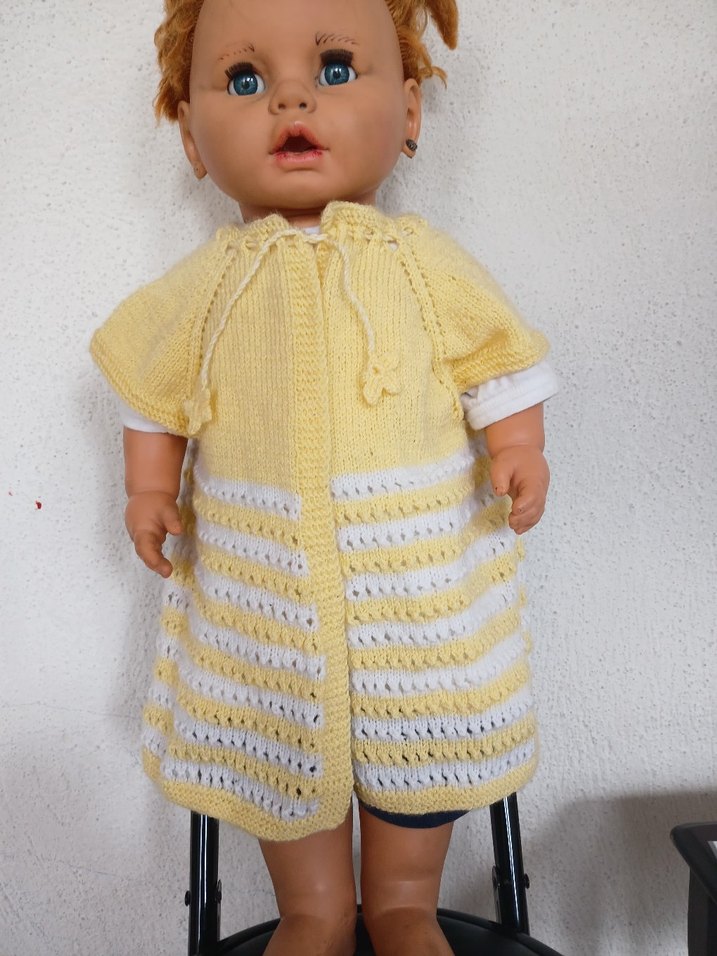 Kız Çocuk Sarı Örgü Kolsuz Hırka - Görsel 4