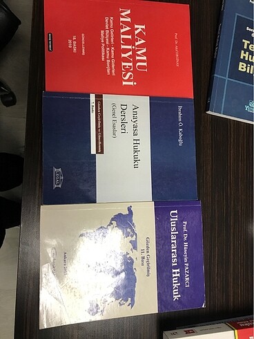 Kamu maliyesi uluslararası hukuk anayasa hukuku dersleri