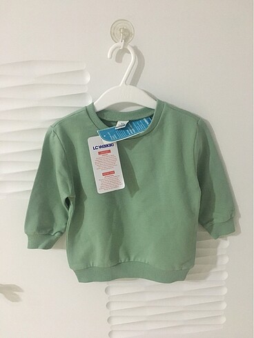 LCW kazak switshirt