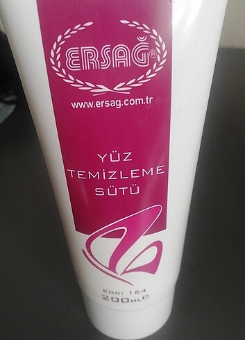 Yüz temizleme sütü 
