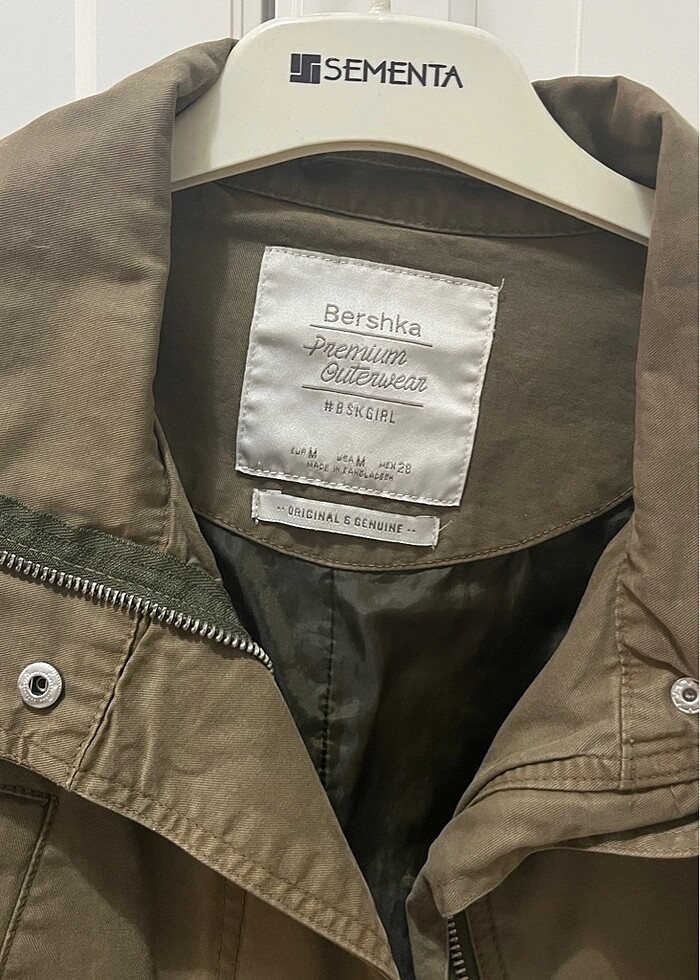 Yeşil parka ince mont - Görsel 2