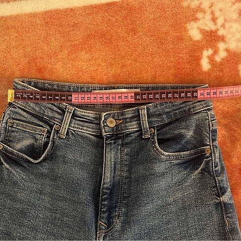 Flare ispanyol paça jean bershka - Görsel 4