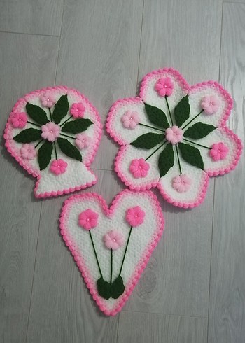 El Yapımı Pembe Çiçekli Örgü çeyizlik lifler